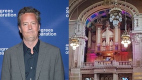 Watch: Scottish organist plays 'Friends' theme to honor actor Matthew Perry