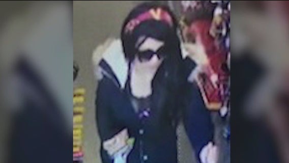 Suspect sought in 7-Eleven robbery and stabbing in Uniondale