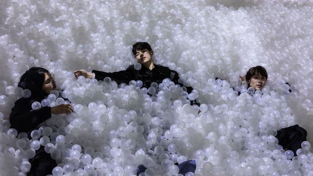 Balloon Museum opens at Pier 36