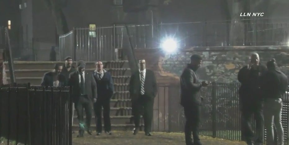 2 men fatally shot in Brooklyn apartment building