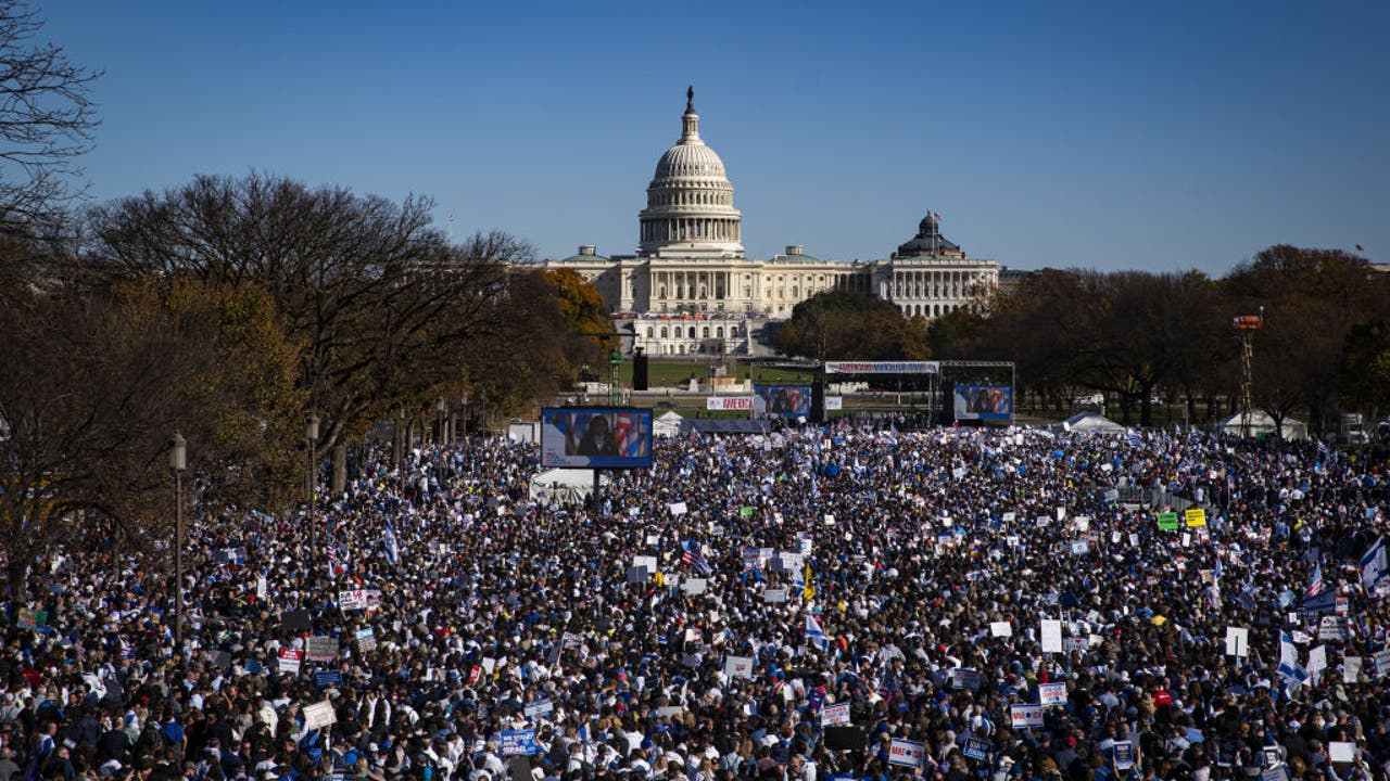 数千人在华盛顿特区为以色列游行时，纽约再次举行亲巴勒斯坦集会