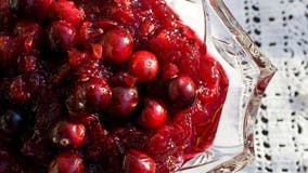 Thanksgiving cranberry conundrum: Americans still divided over canned vs. homemade, jellied vs. whole berries