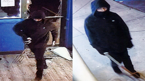 Police search for Long Island pitchfork thief that stole $3k from smoke shop