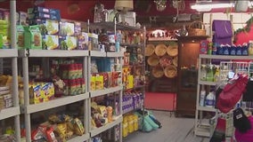 Long Island general store offers food, beauty projects for free