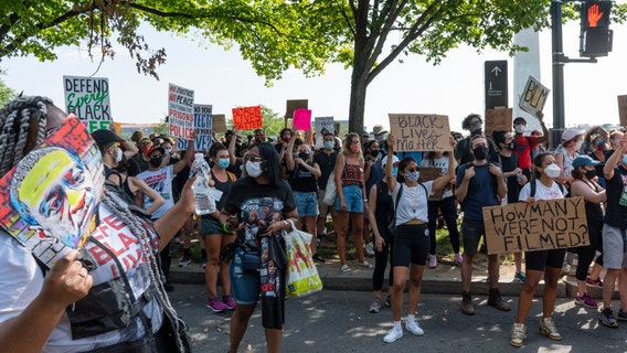 NYC ban on police chokeholds upheld by state's high court