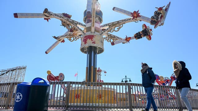 Coney Island's Luna Park opens for winter Frost Fest, first time in 120 years