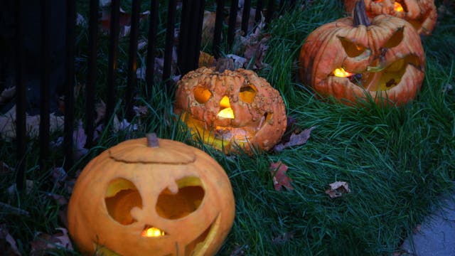 Mariah Carey says 'It's Time' for the holidays: Here's where to toss your pumpkins