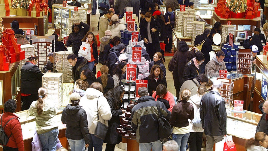 b1756ae9-Shopping1.jpg