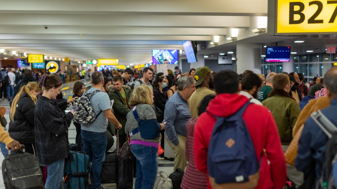 Potentially record-breaking holiday travel season off to a smooth start