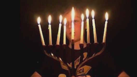 Rabbi sheds hope during Hanukkah