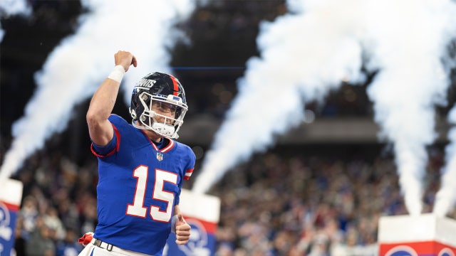 Tommy DeVito appearance canceled after NYC pizzeria claims Giants QB’s agent increased fee