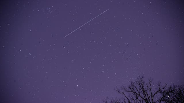 NYC solar weather: How to see the meteor showers this week