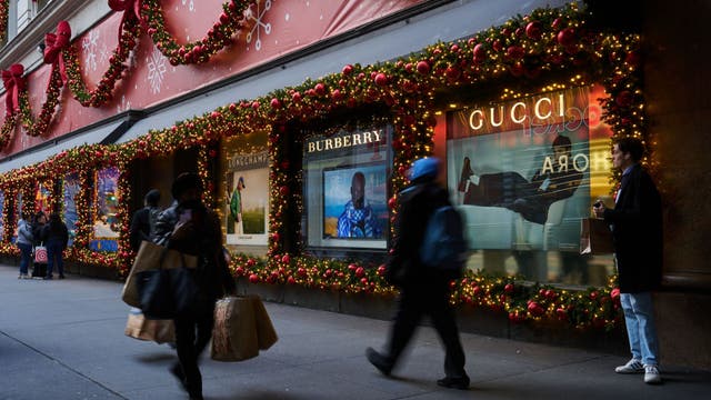 Men's gift guide: Things to get him under $30