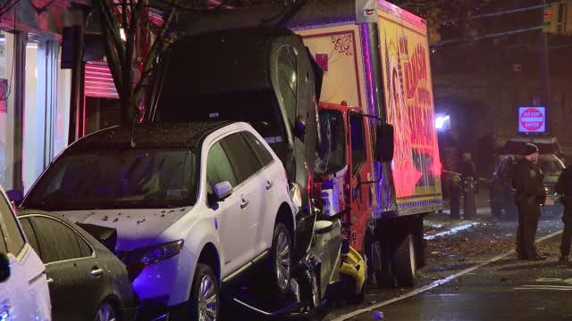 Staten Island police chase ends with stolen box truck crashing into several cars; 26 injured