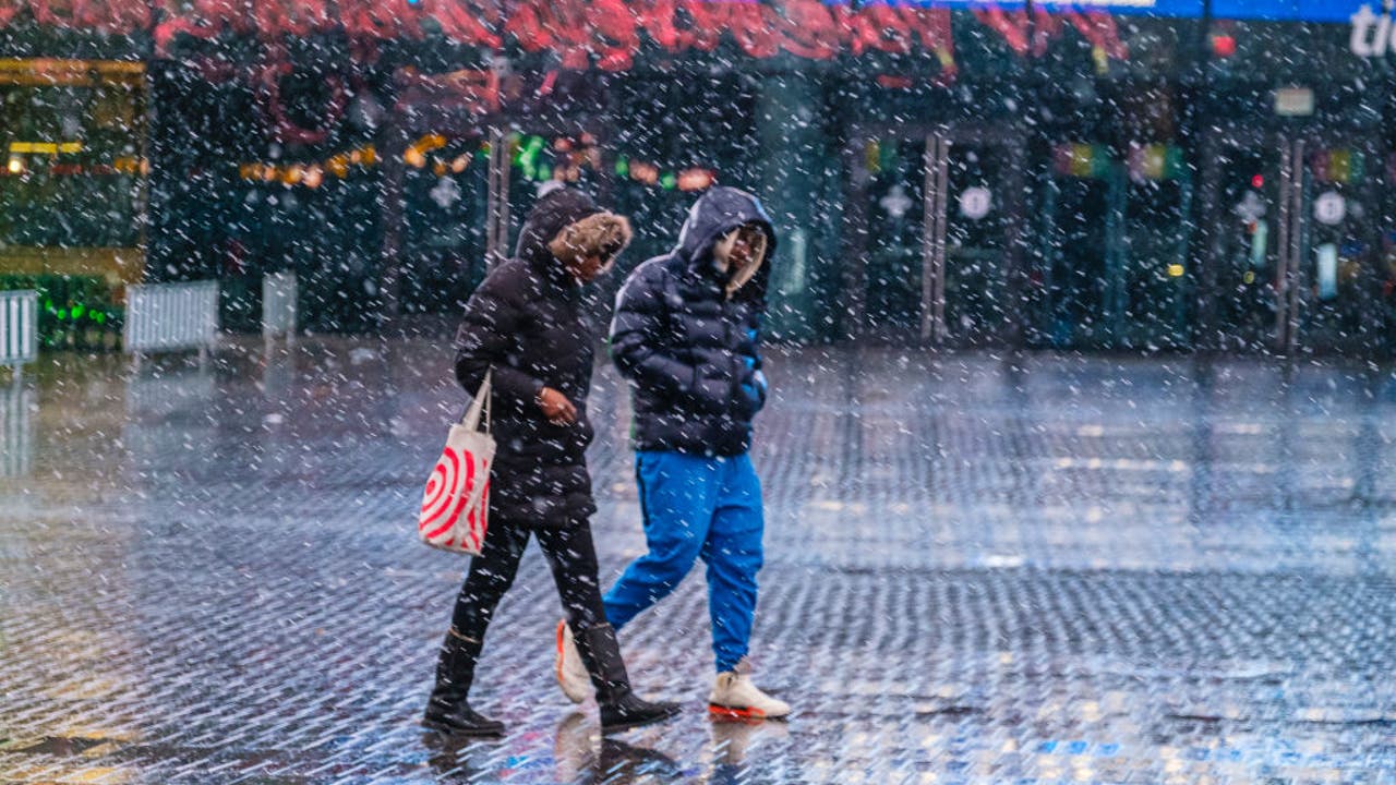 纽约市暴雪警告生效，寒冷天气向三州地区蔓延