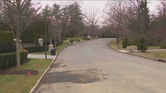 Men dressed as utility workers invade Long Island woman's home