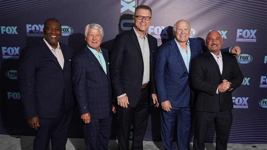 NEW YORK, NEW YORK - MAY 13: (L-R) Curt Menefee, Jimmy Johnson, Howie Long, Terry Bradshaw and Jay Glazer attend the 2019 FOX Upfront at Wollman Rink, Central Park on May 13, 2019 in New York City. (Photo by Manny Carabel/WireImage)