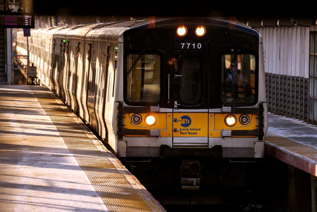 LIRR strike halts busiest commuter rail in US; Negotiations fail over wage increases