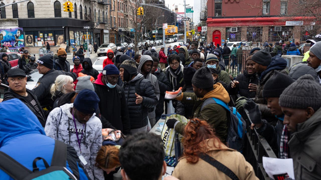 纽约市推出移民家庭预付信用卡