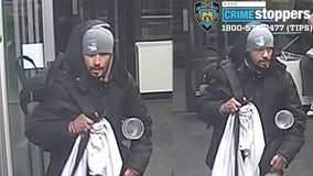 Robber seriously injures 91-year-old man in UES mugging: NYPD