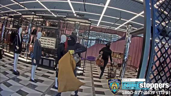 NYC Gucci robbery: NYPD releases footage of brazen gunpoint robbery