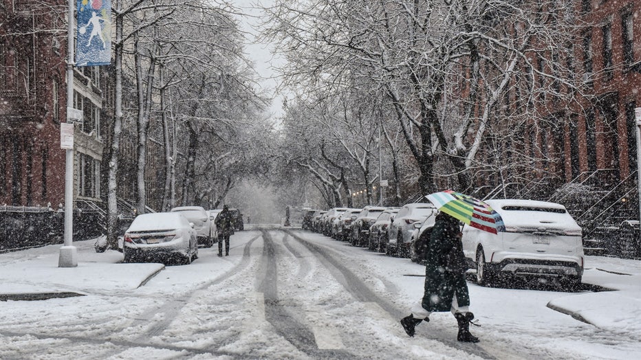 How much snow fell today Totals for NYC area