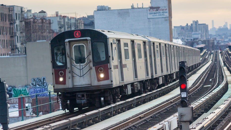 A Number 4 IRT elevated subway train in the Bronx in New York on Thursday, January 7, 2016. (�� Richard B. Levine) (Photo by Richard Levine/Corbis via Getty Images)