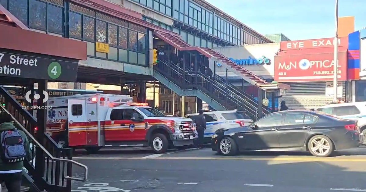 Man stabbed in stomach on NYC subway train in Bronx | FOX 5 New York
