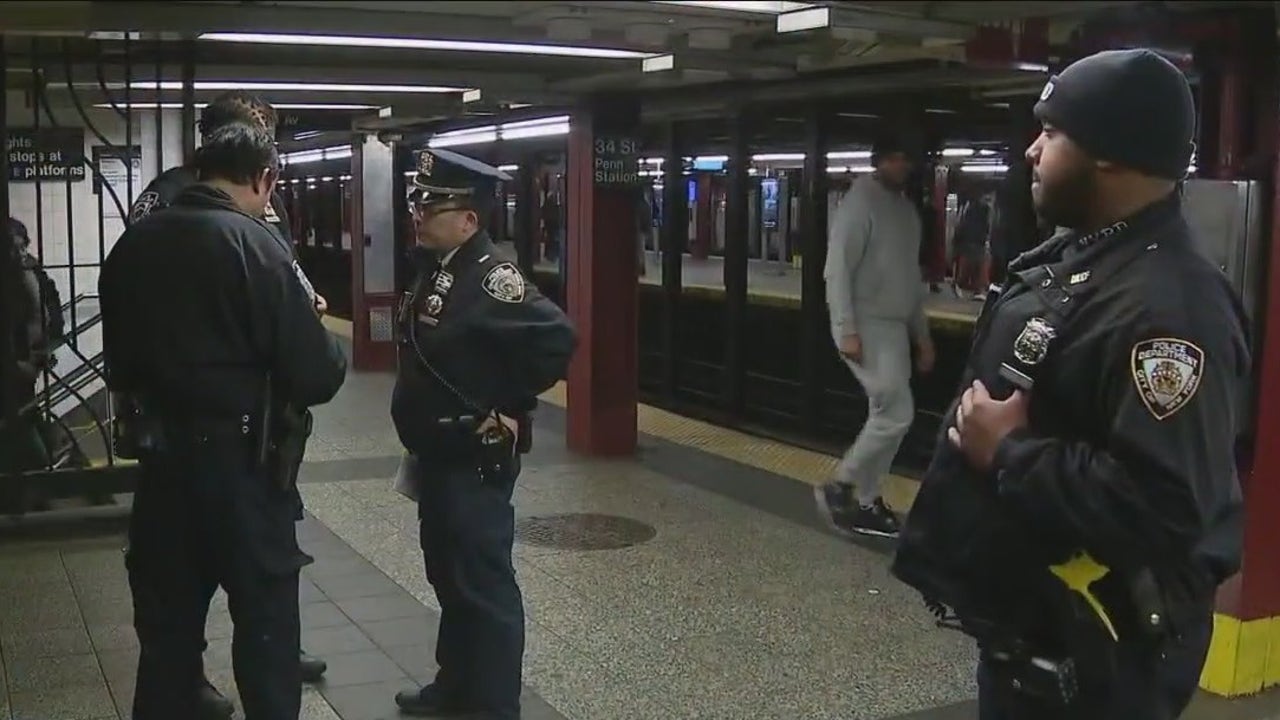 Mayor Adams To Reinstate Bag Checks In NYC Subway After String Of ...