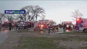 19 rescued from Long Island Sound after rowing club boats capsize off Connecticut