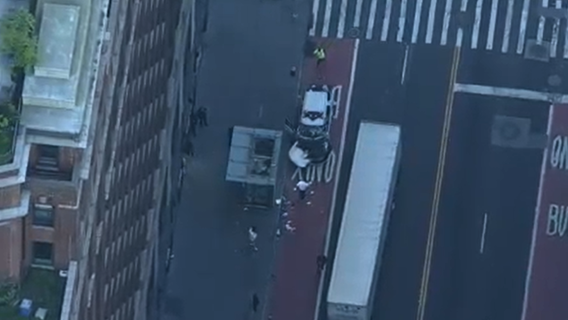 Midtown police crash leaves 4 NYPD officers injured
