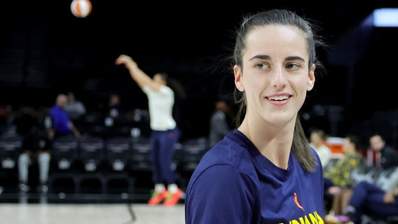Caitlin Clark left off USA Basketball national team roster: AP Source