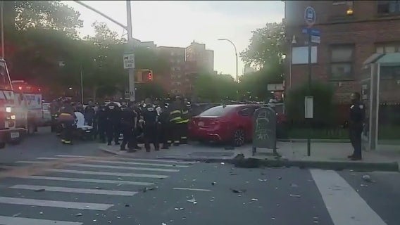 Brooklyn car crash critically injures 1-year-old: NYPD