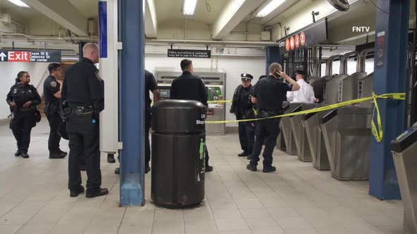 Man stabbed in neck, back inside NYC subway station