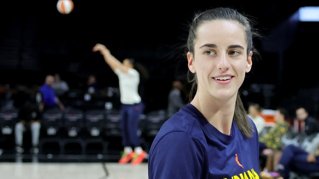 Caitlin Clark left off USA Basketball national team roster: AP Source
