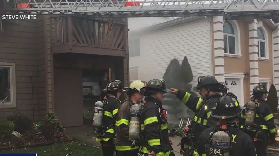 Staten Island firefighters suing FDNY, NYC after being injured battling house fire