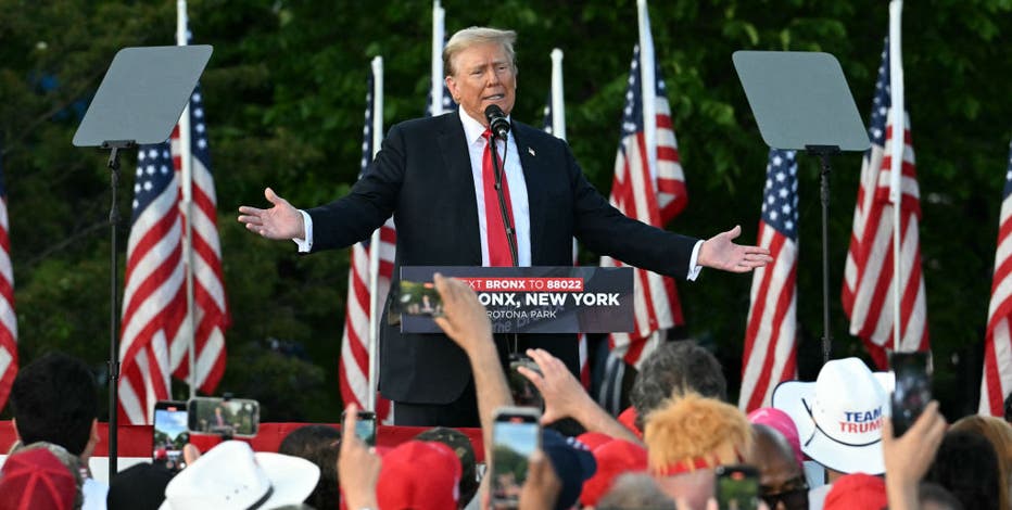 Trump rallies thousands in the South Bronx as he tries to woo his hometown