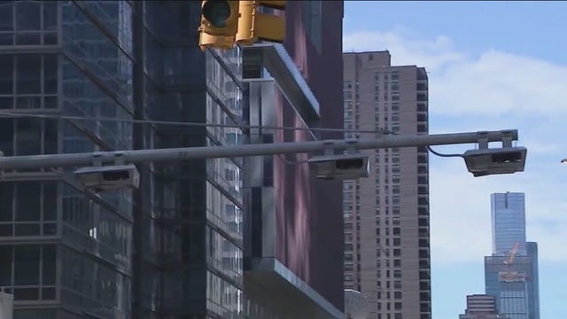 NY Democrats scramble to fund MTA after congestion pricing delay, while Republicans call for full repeal