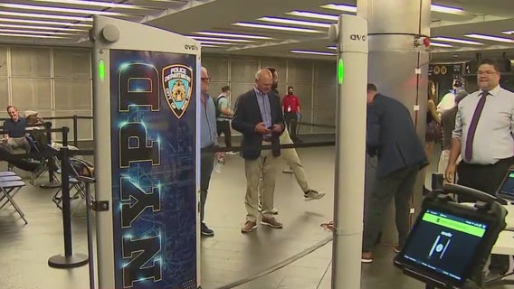 First AI-powered weapons scanners appear in NYC subway