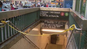 Man fatally stabbed on NYC subway train in the Bronx