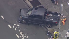 2 men hit by truck in Manhattan: NYPD