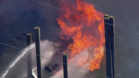 2 injured in boat fire in Old Bridge, New Jersey