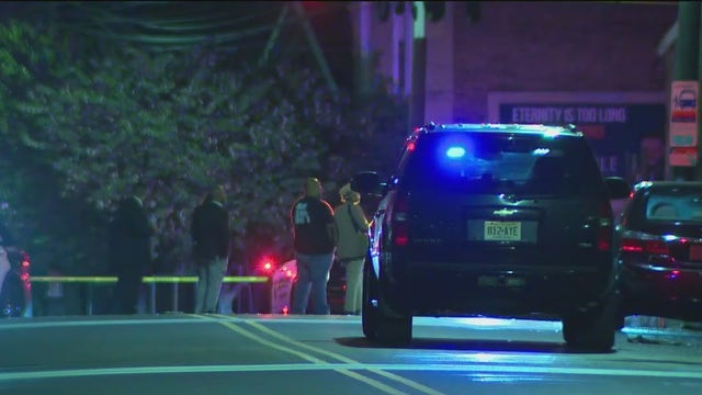 Newark, NJ police shoot driver in stolen car