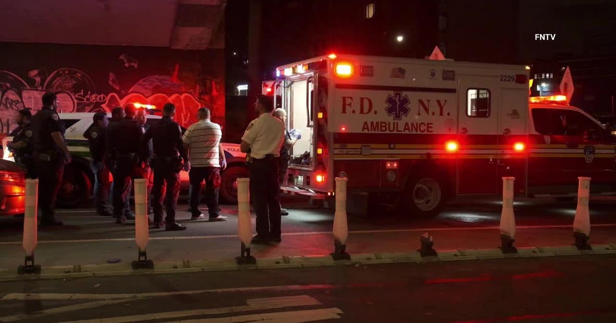 Man stabbed on moving Bronx subway train | FOX 5 New York