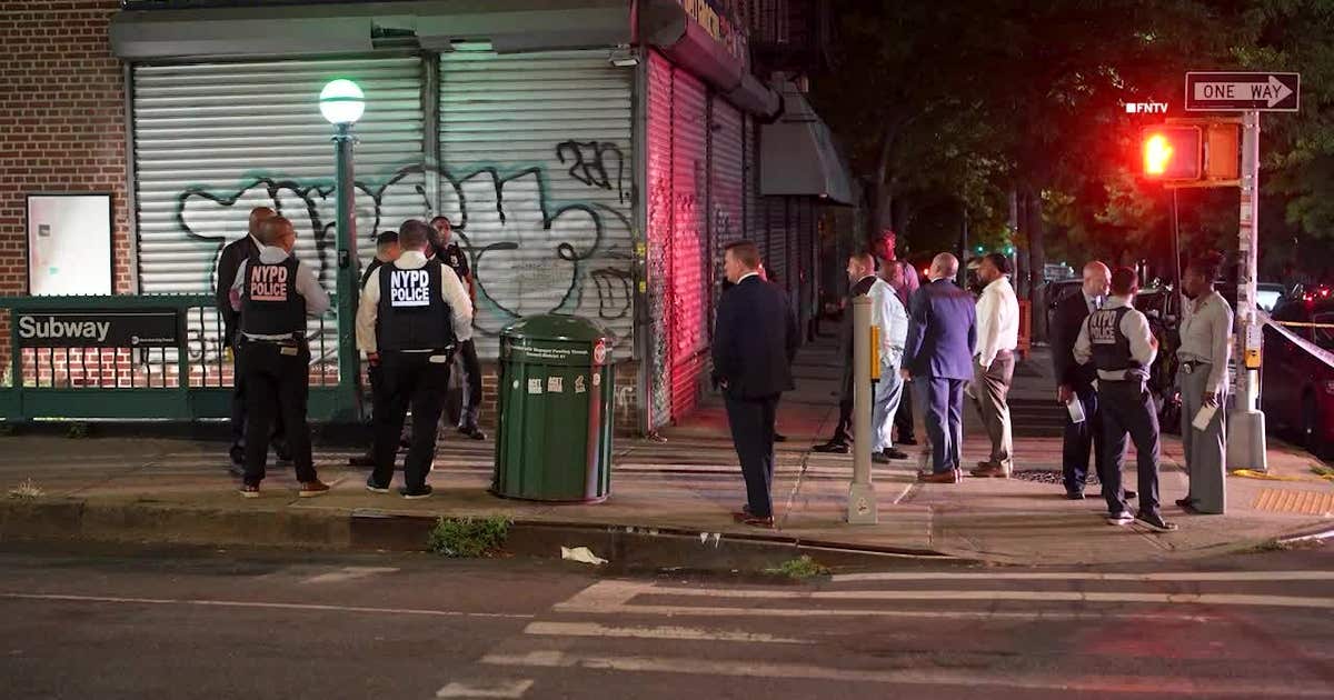 Man shot, killed inside Brooklyn subway station; NYPD seeks suspect ...