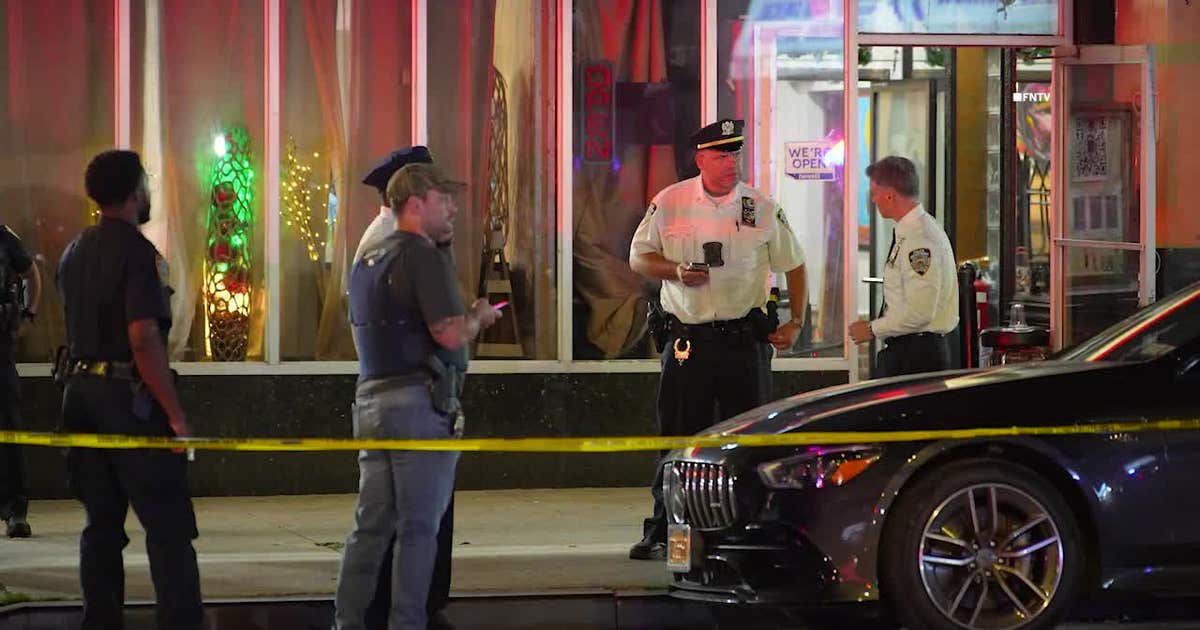 Off-duty parole officer shoots 2 men inside Bronx nightclub | FOX 5 New ...