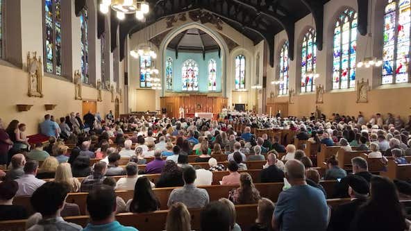 Historic New Jersey church holds final mass: 'Today is a very sad day'