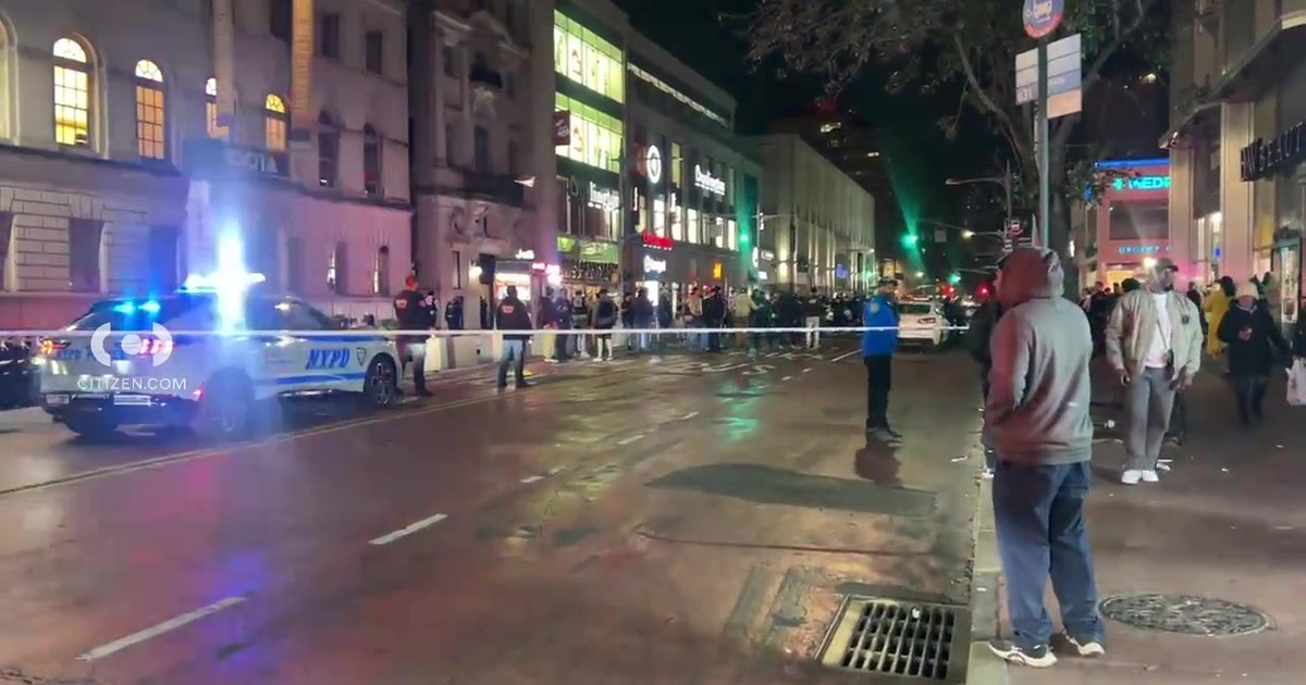 Police officer shot in the leg in Queens, robbery suspect shot and ...