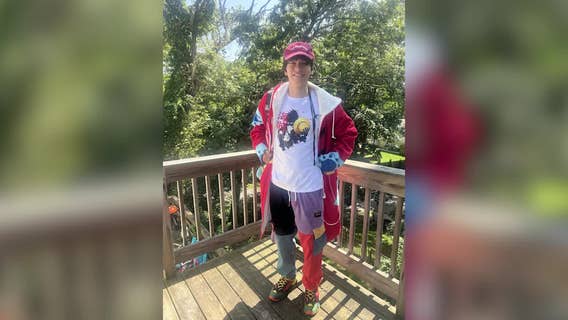 23-year-old who allegedly stabbed dad to death still missing 1 week after Long Island murder