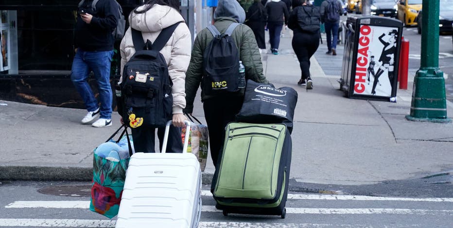 NYC ending controversial migrant debit card program